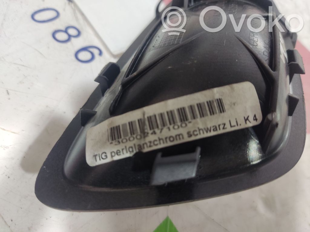 BMW 1 E81 E87 Front door interior handle 