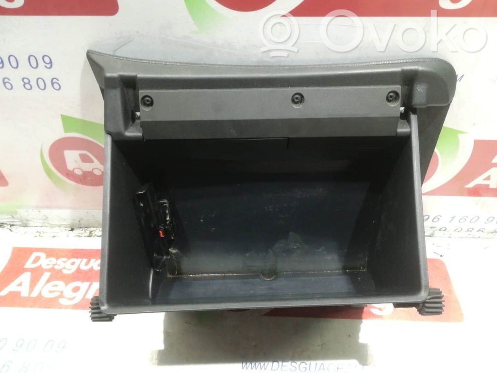 Guantera   93BGA06044