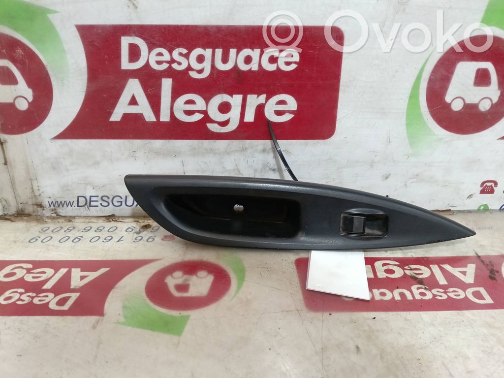 Interruptor del elevalunas eléctrico   GJ6A685LI