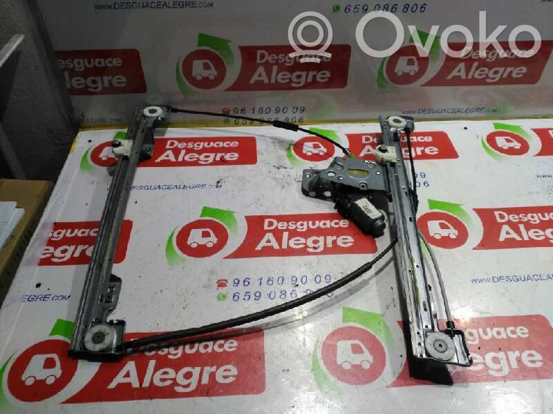 Regulador de puerta delantera con motor   807208423R