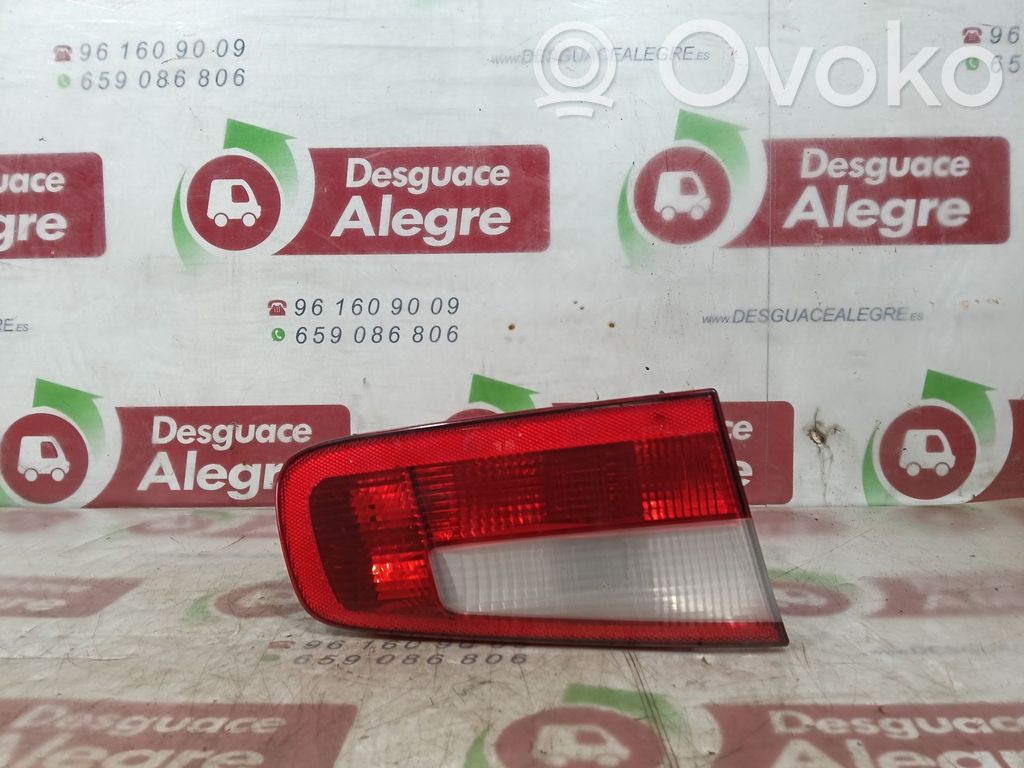 Renault Laguna II Takaluukun takavalot 