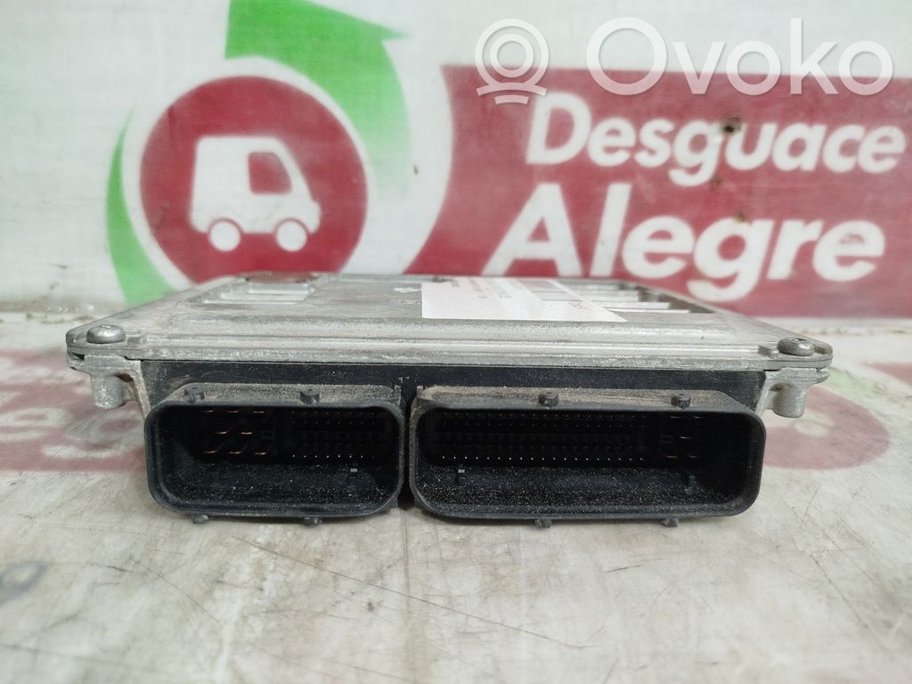 Centralina/modulo del motore   03E906033