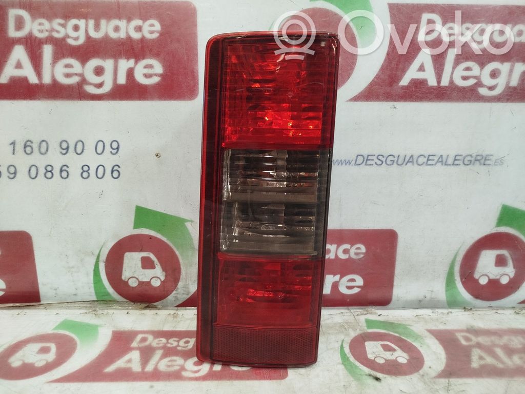 Opel Corsa C Lampă spate în caroserie 