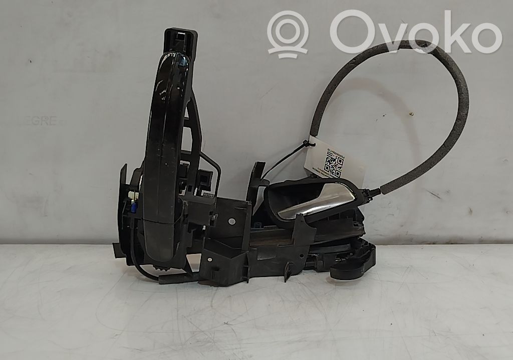 Ford Focus Zamek drzwi przednich