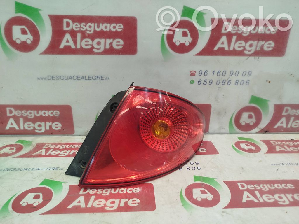 Seat Toledo III (5P) Luci posteriori 