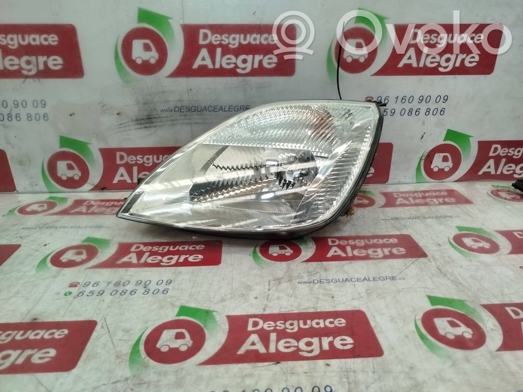 Ford Fiesta Phare frontale 