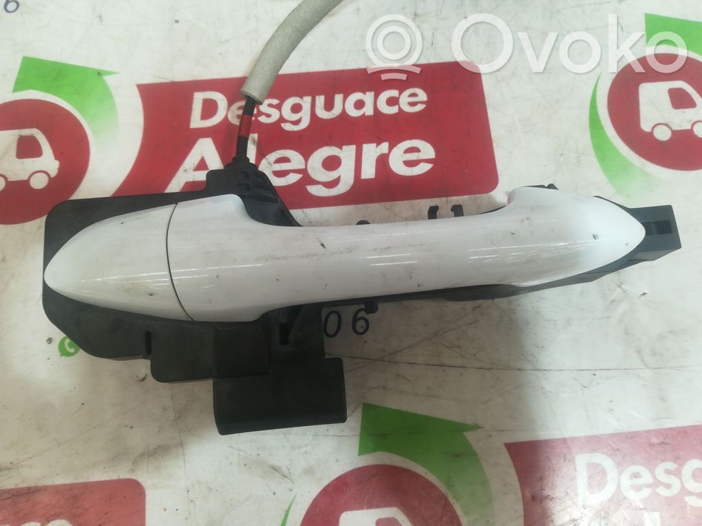 KIA Ceed Manecilla externa puerta trasera