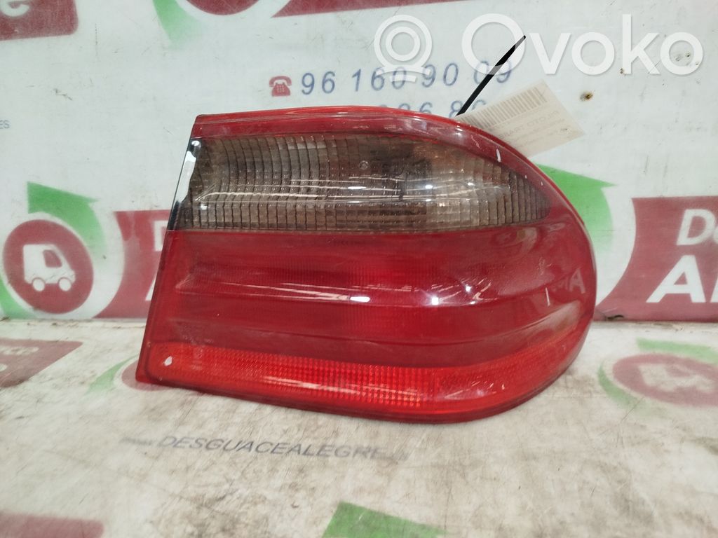 Lampa tylna   014401915R