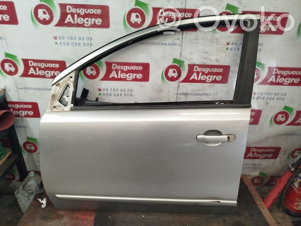 Nissan Note (E11) Ușă față