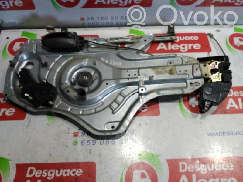 Hyundai Elantra Macara ușă față cu motor