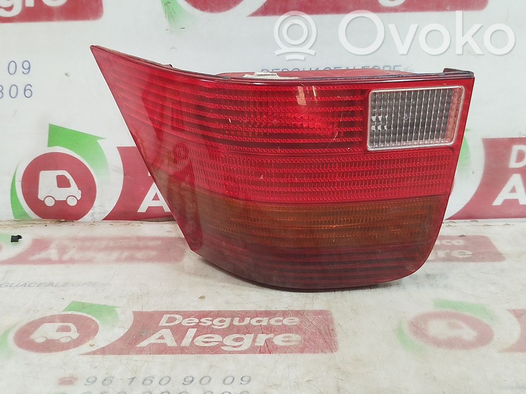 Lampa tylna   37740719