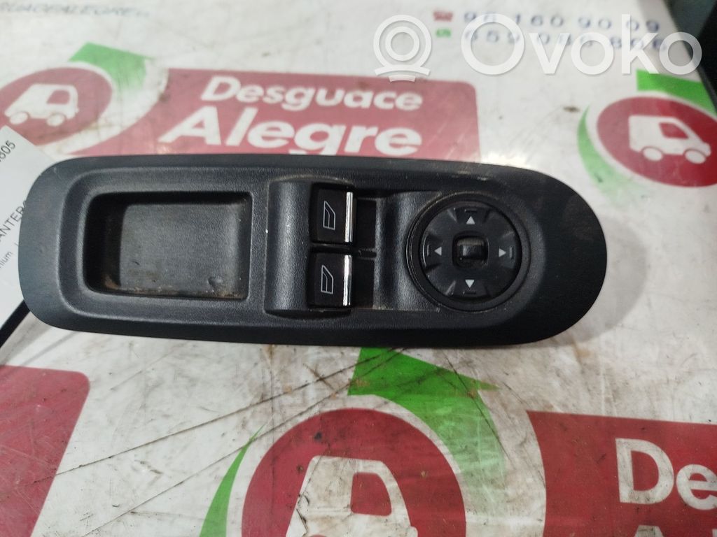 Ford Mondeo MK IV Elektrinių langų jungtukas