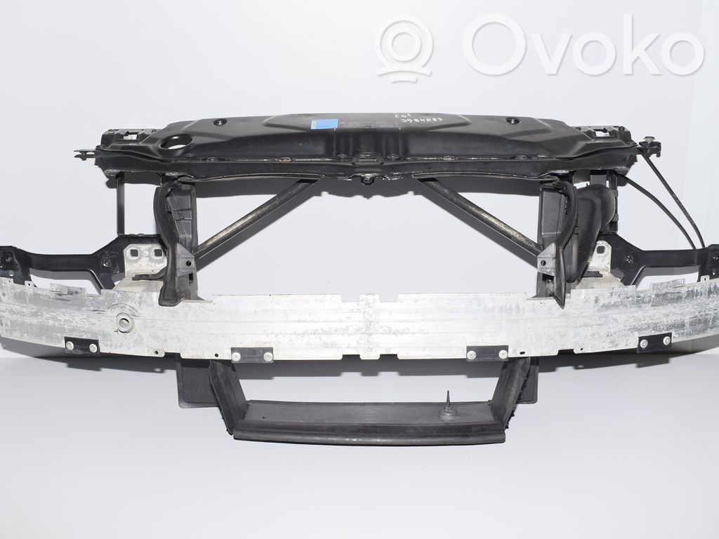 BMW 5 E60 E61 Radiatorių panelė 
