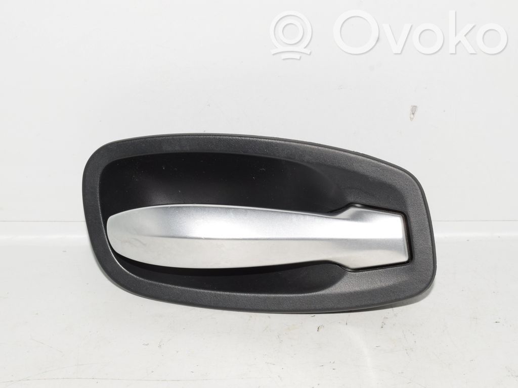 Rear door interior handle   1360534