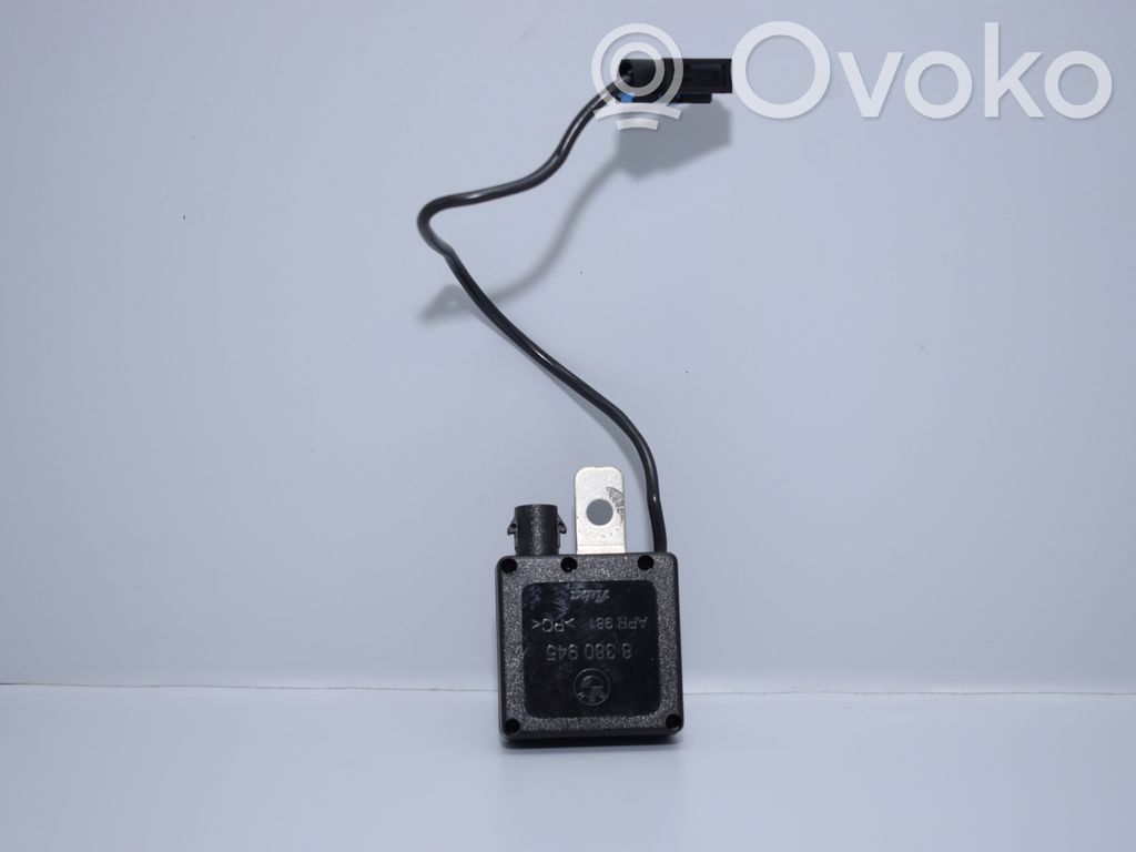 Antenas pastiprinātājs   8380945