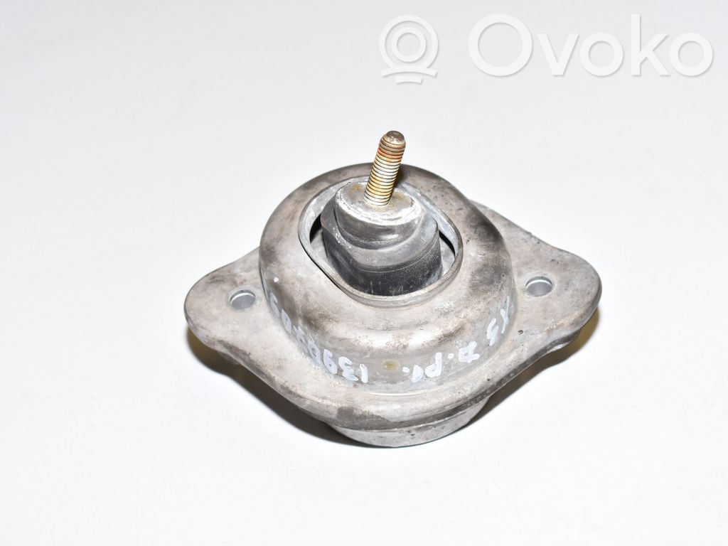 BMW X3 E83 Engine mount bracket 