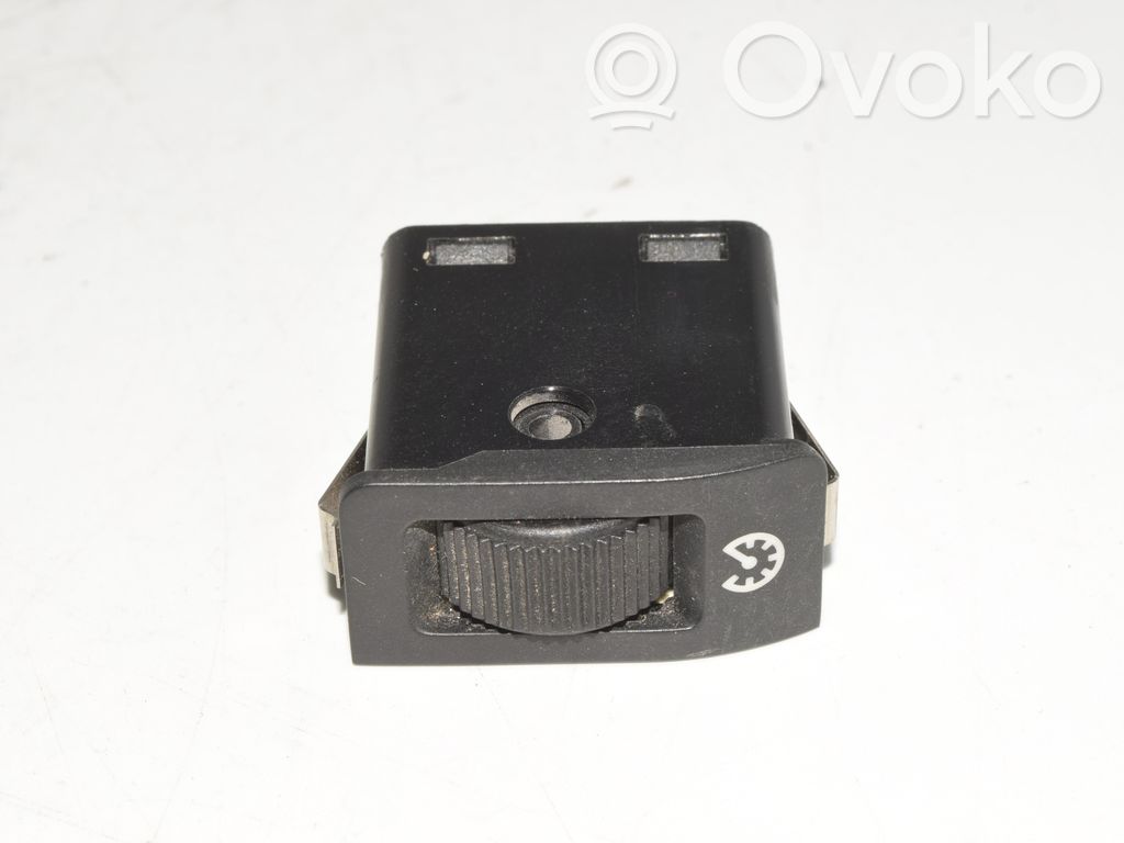 Panel lighting control switch   8352216