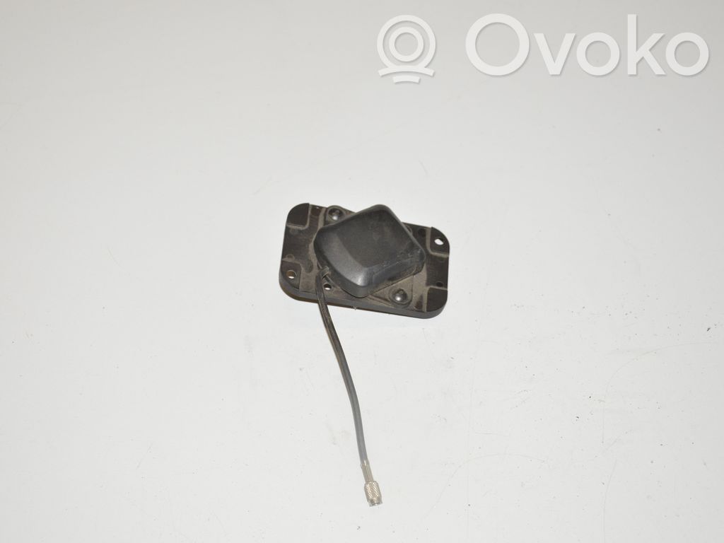 BMW 5 E39 Aerial antenna amplifier 
