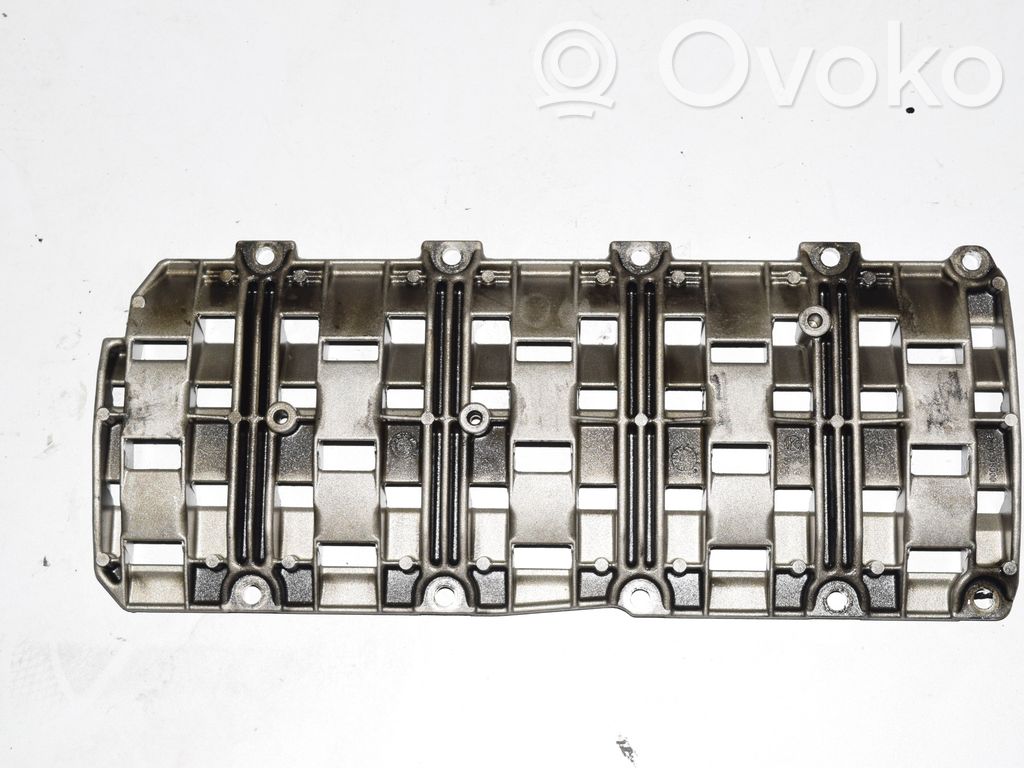 BMW 5 E39 Other engine bay part 