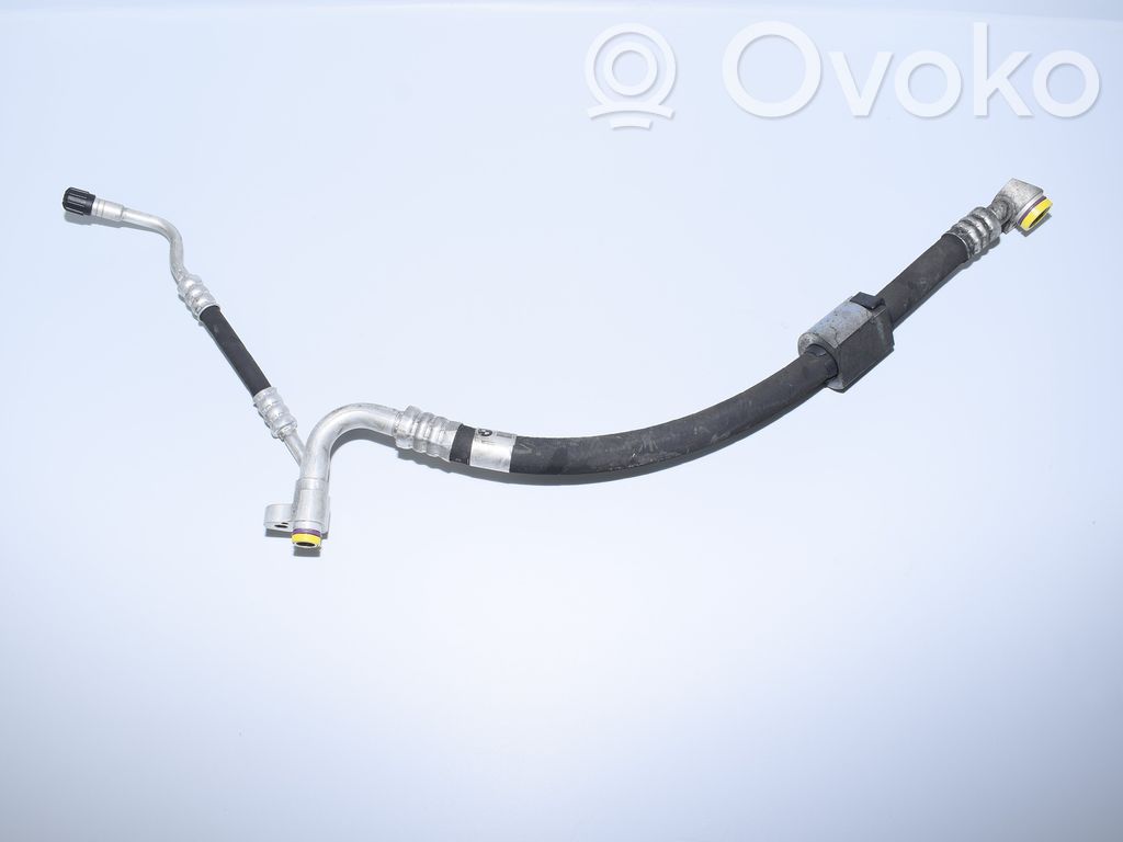 BMW 3 E92 E93 Ilmastointilaitteen putki (A/C) 