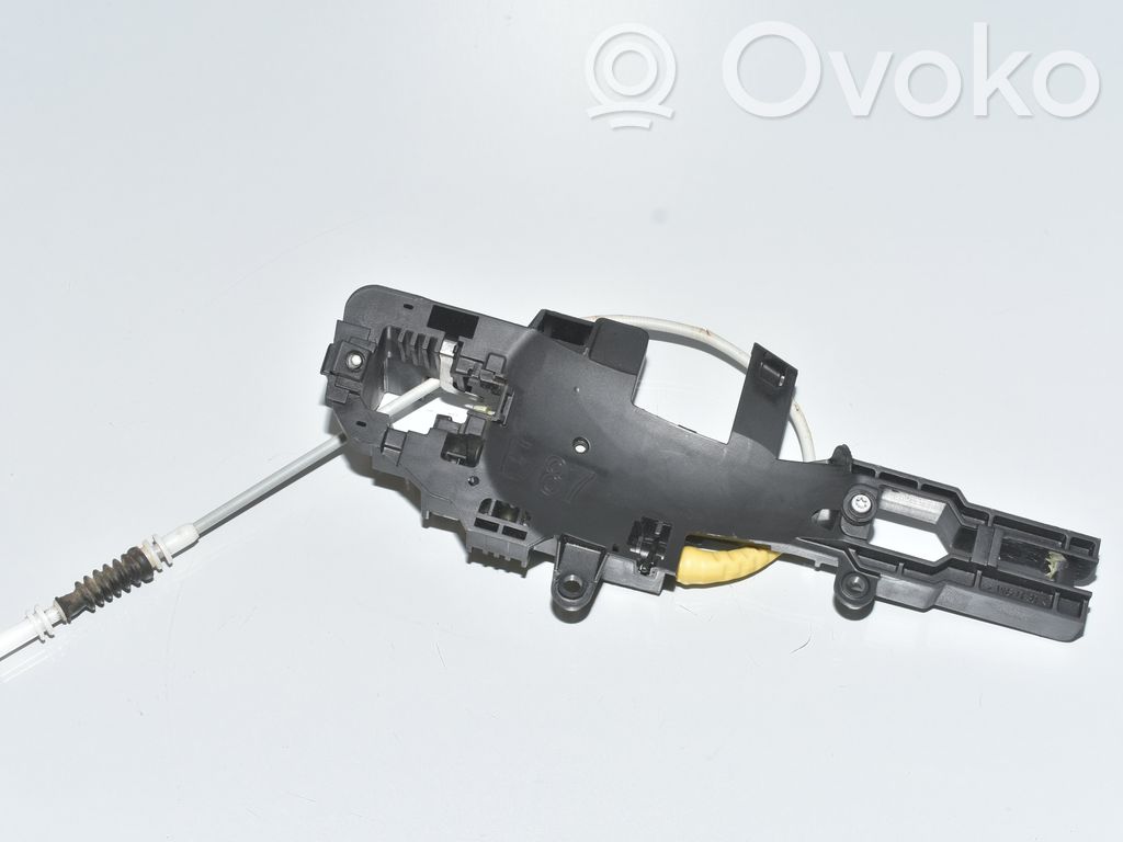 BMW 1 E81 E87 Front door exterior handle/bracket 