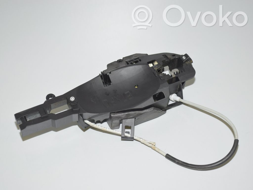 BMW X3 F25 Rear door exterior handle/bracket 