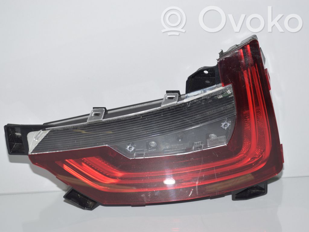 BMW i3 Lampy tylnej klapy bagażnika 
