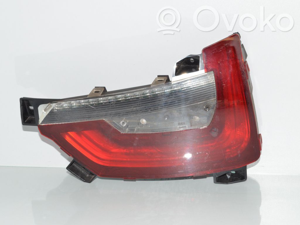 BMW i3 Lampy tylnej klapy bagażnika 