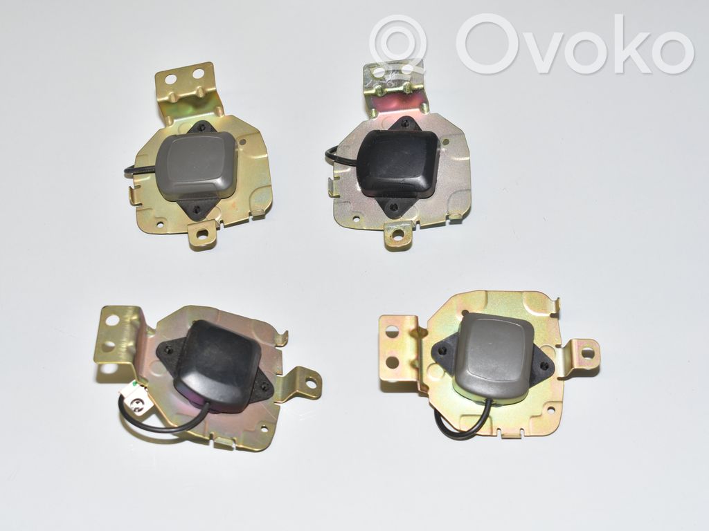 GPS-pystyantenni   8360722,8375944