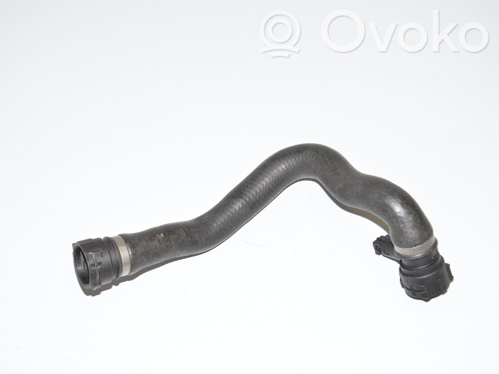 BMW 5 E39 Engine coolant pipe/hose 