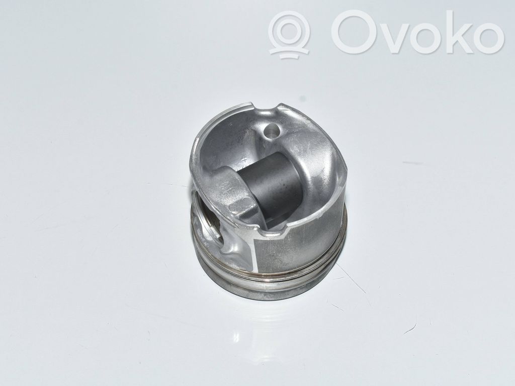 BMW 7 F01 F02 F03 F04 Piston 