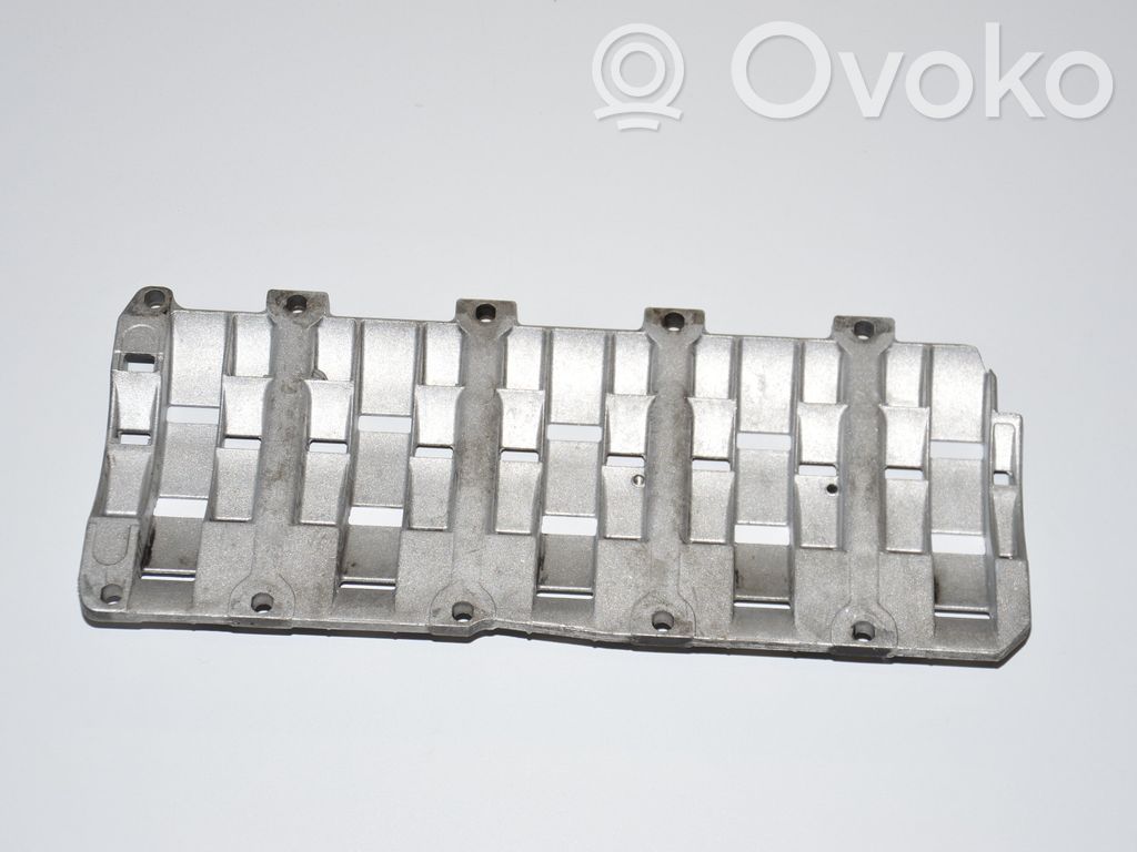 BMW 5 E39 Other engine bay part 