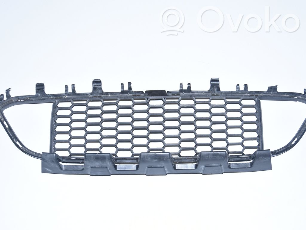 Kratka dolna zderzaka przedniego   8068124