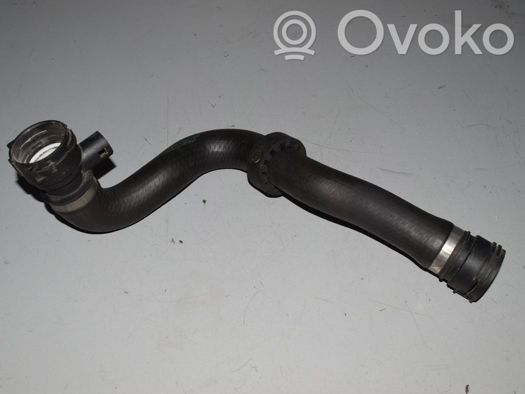 BMW 5 E39 Engine coolant pipe/hose 
