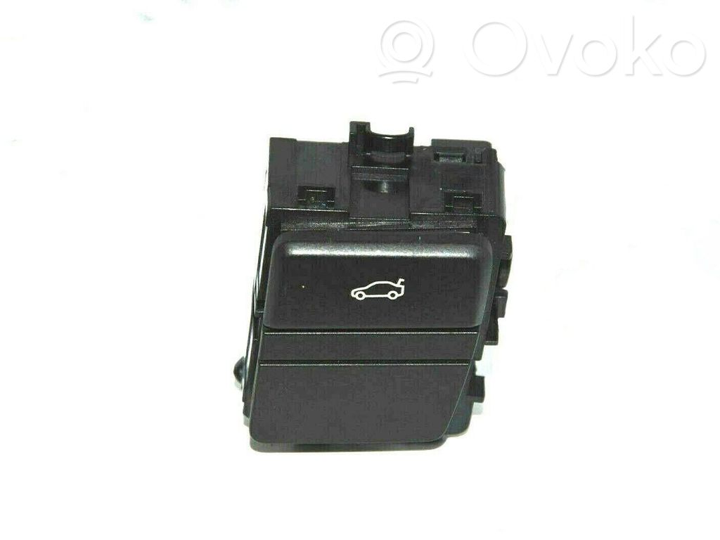 Tailgate opening switch   9137905