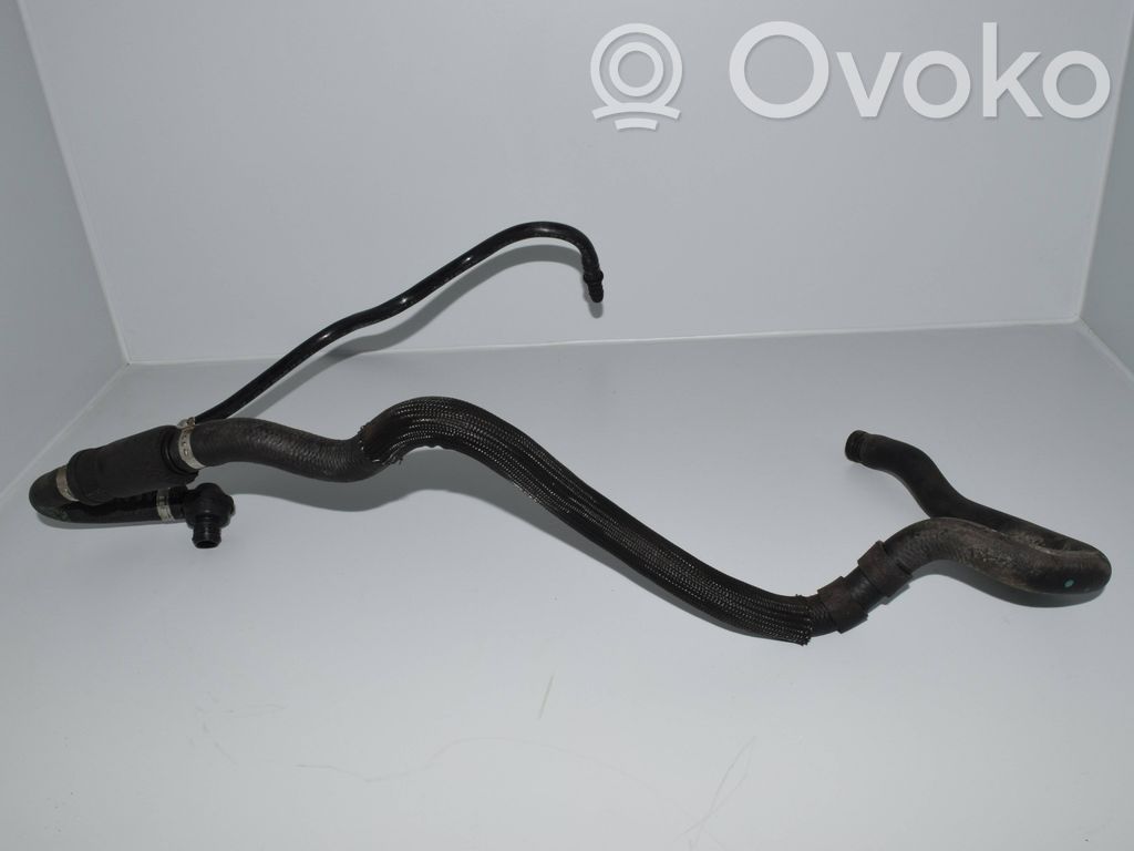 BMW 3 E46 Variklio aušinimo vamzdelis (-ai)/ žarna (-os) 