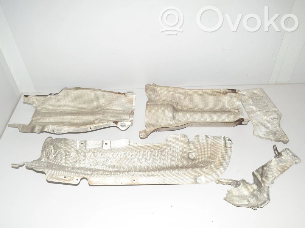 BMW 5 F10 F11 Osłona termiczna rury wydechowej 