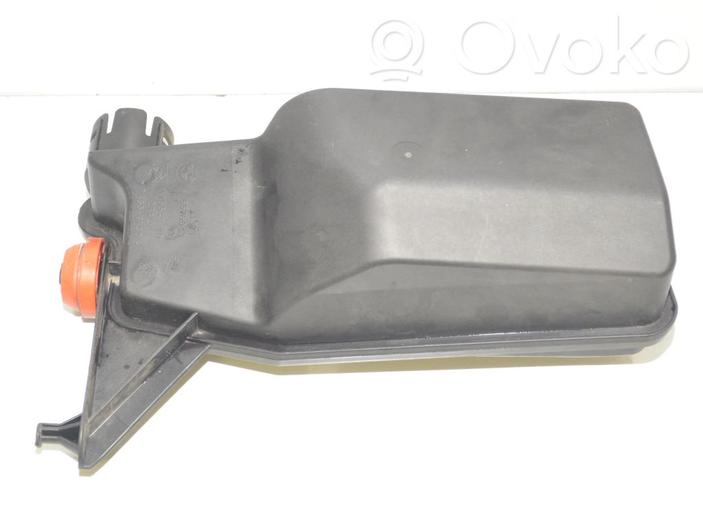 BMW 7 G11 G12 Rezonator / Dolot powietrza 
