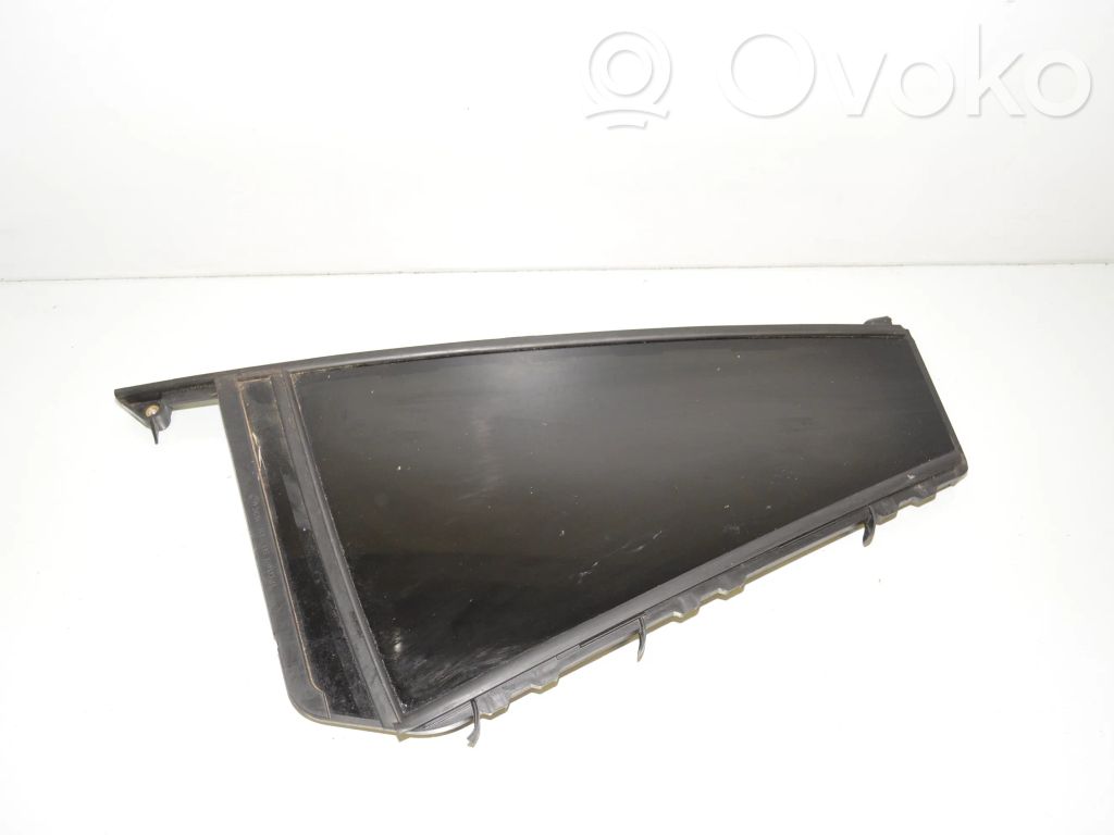 BMW X3 G01 Ventanilla de ventilación de la puerta trasera 
