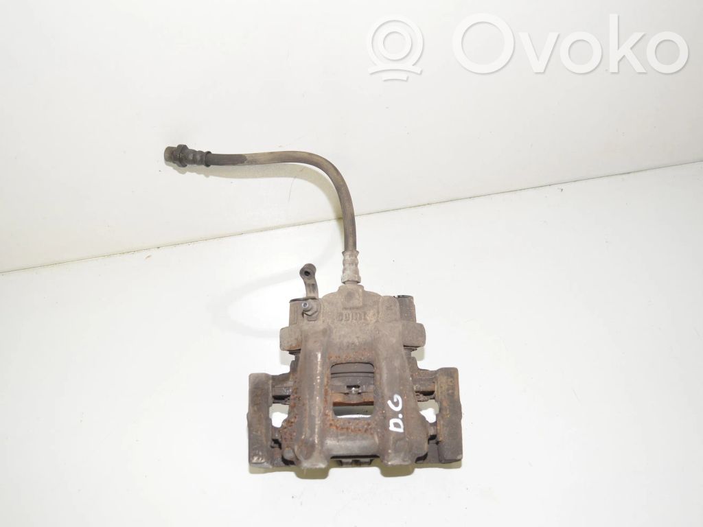 BMW 2 F22 F23 Aizmugurējais suports 