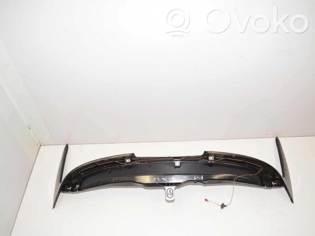 BMW 2 F45 Spojler klapy tylnej / bagażnika 
