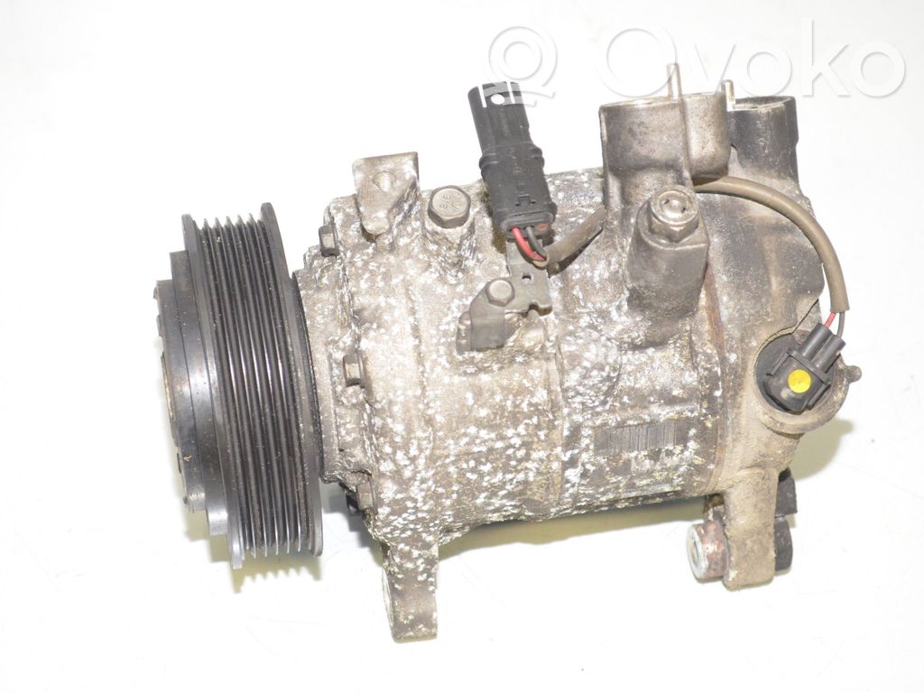 BMW 3 F30 F35 F31 Air conditioning (A/C) compressor (pump) 
