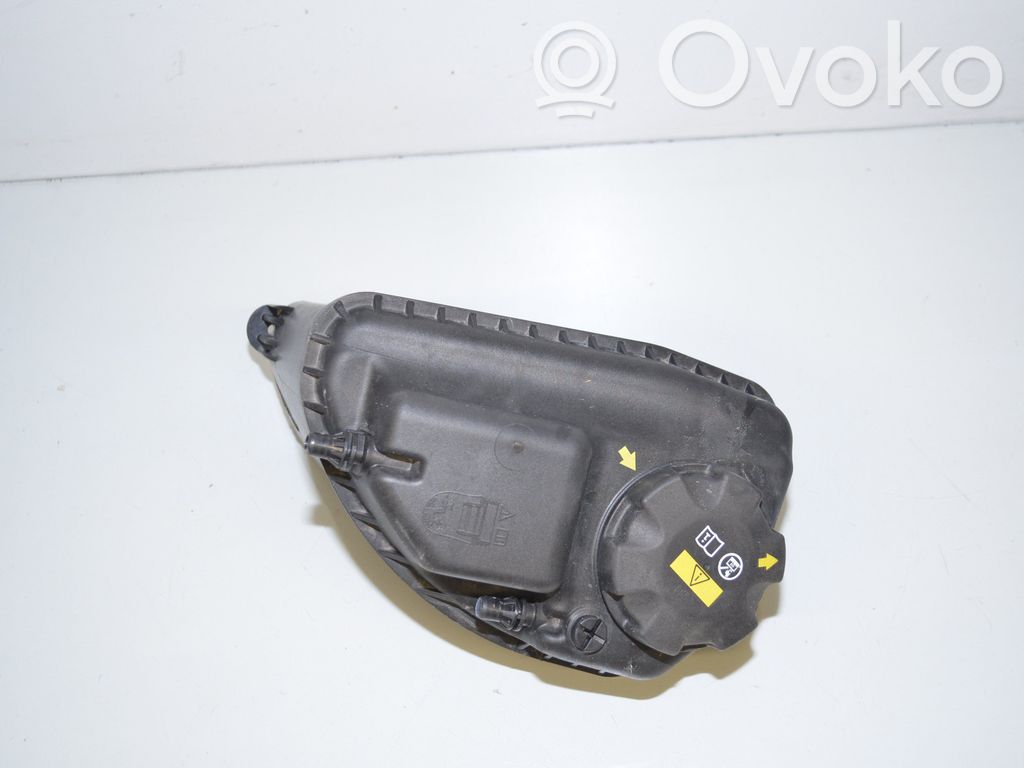 BMW 5 G30 G31 G38 Zbiornik wyrównawczy chłodziwa 