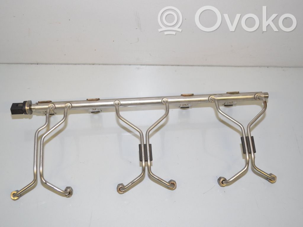 BMW X5 F15 Fuel main line pipe 
