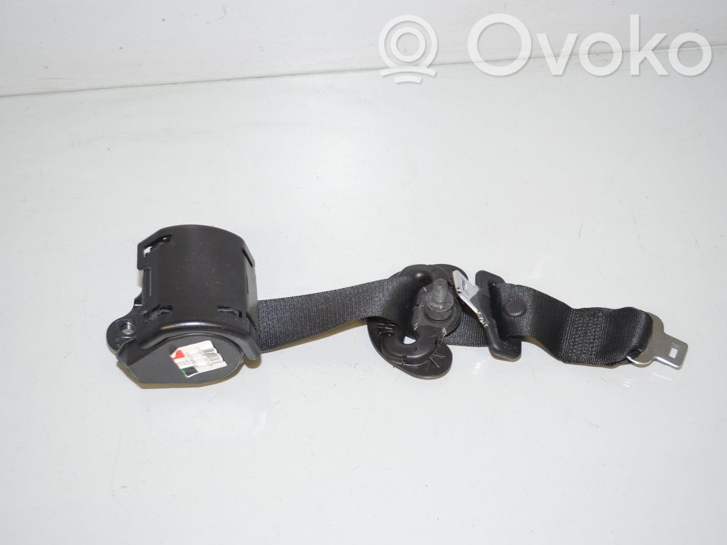 BMW 2 F46 Cinturón trasero 