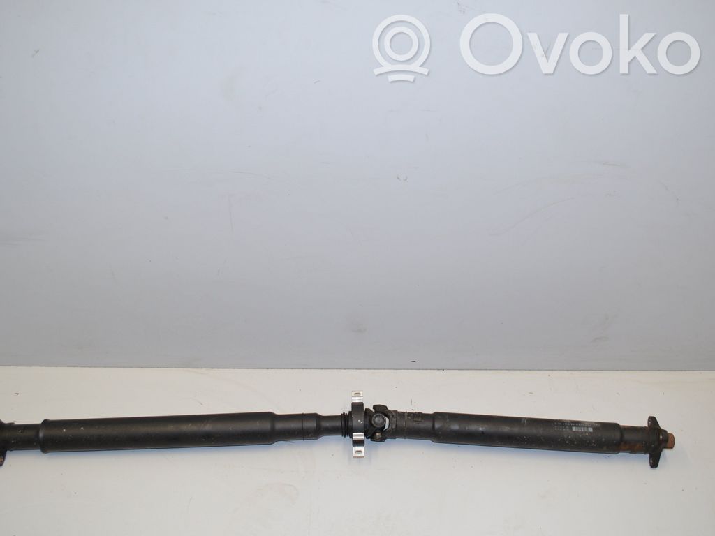 BMW 7 F01 F02 F03 F04 Kardanas komplekte 