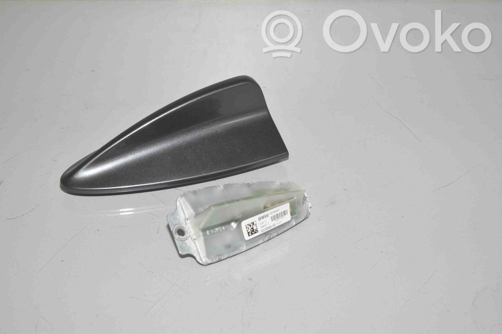 BMW X1 E84 GPS-pystyantenni 