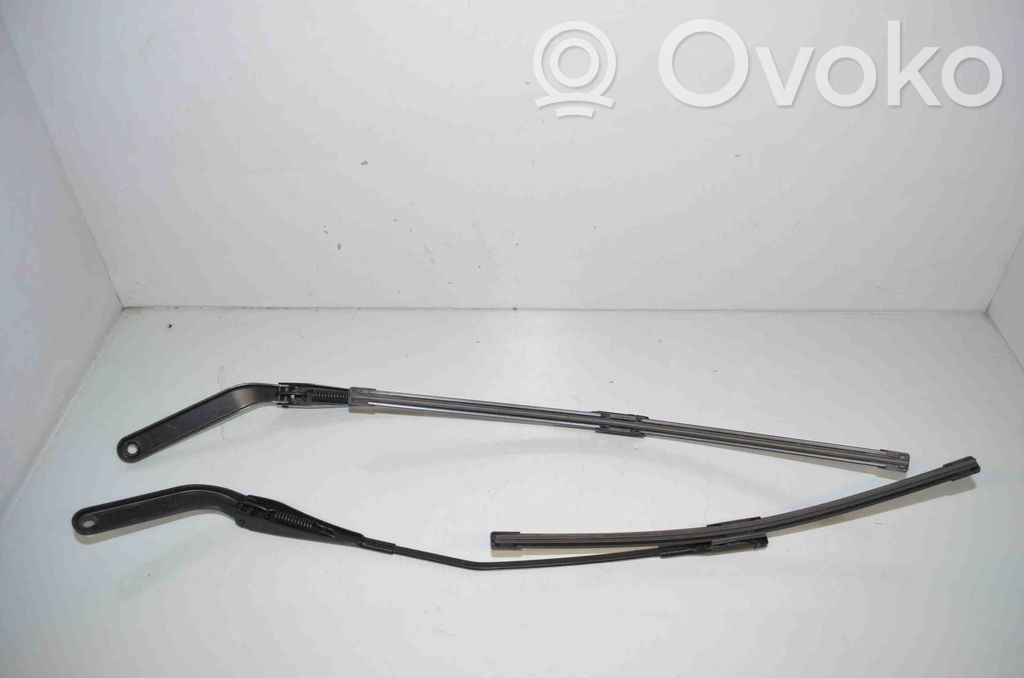 BMW X1 E84 Set lamele ștergător far 