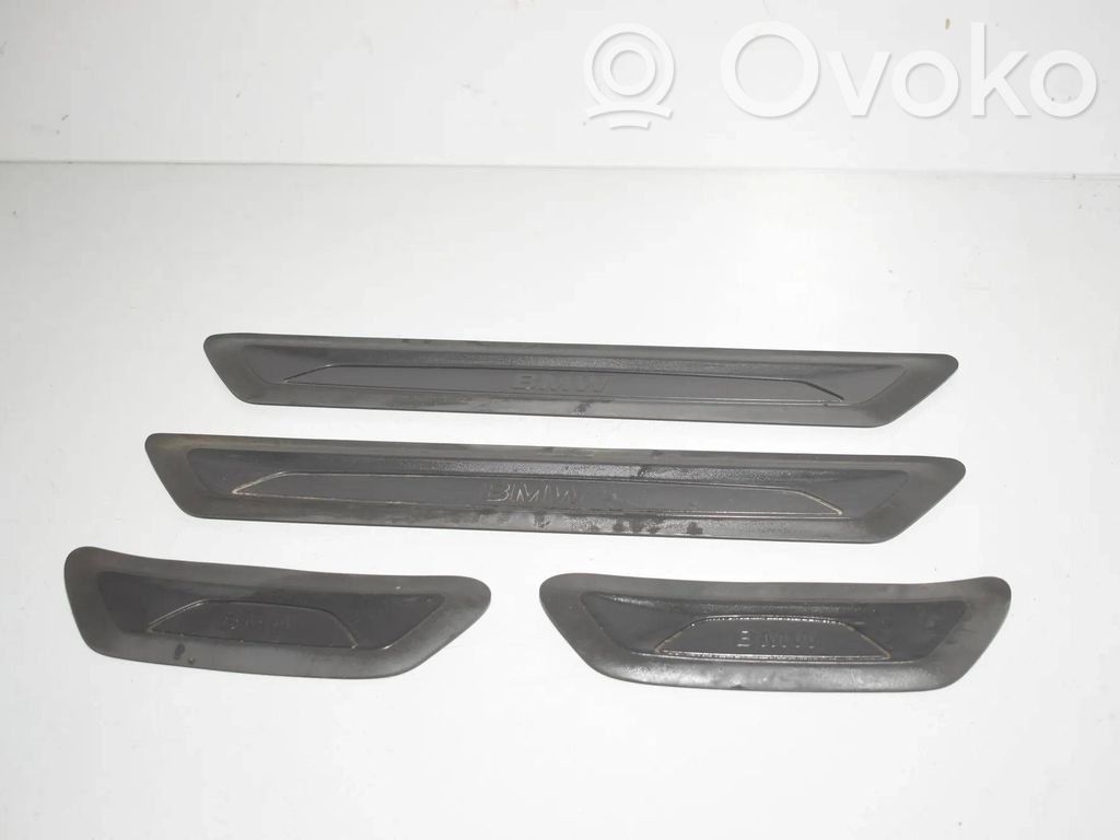 BMW 2 F45 Zestaw listew progowych (wewnętrznych) 