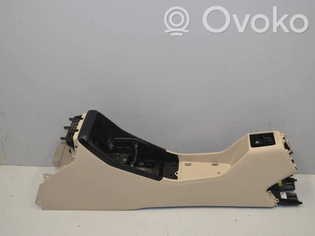 BMW 2 Active Tourer U06 Tunel środkowy 